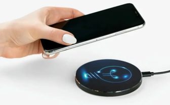 بررسی کامل مزایا و معایب شارژر وایرلس